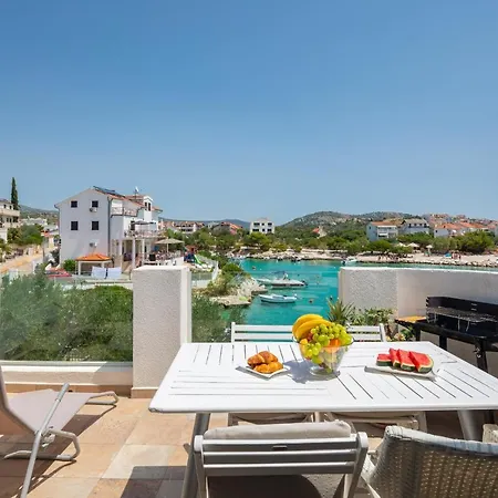 Victoria * Rogoznica (Sibenik-Knin)