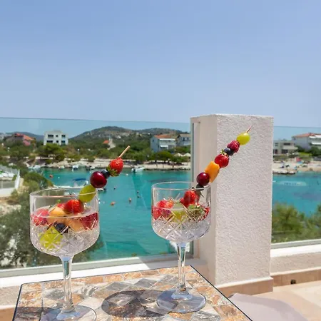 アパート Victoria ロゴズニッツァ